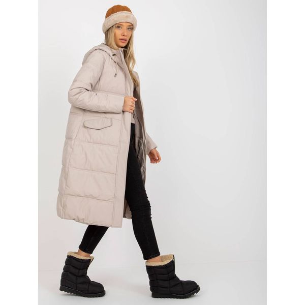 Fashionhunters Long beige quilted winter jacket with pockets