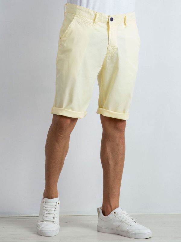 Fashionhunters Men's Cotton Shorts Light Yellow