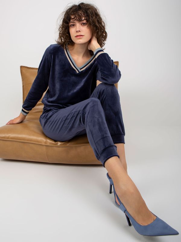 Fashionhunters Navy blue velour kit with neckline by Esti RUE PARIS