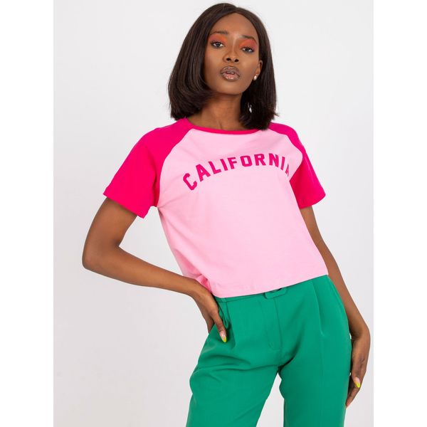 Fashionhunters Pink and fuchsia short cotton t-shirt with an inscription