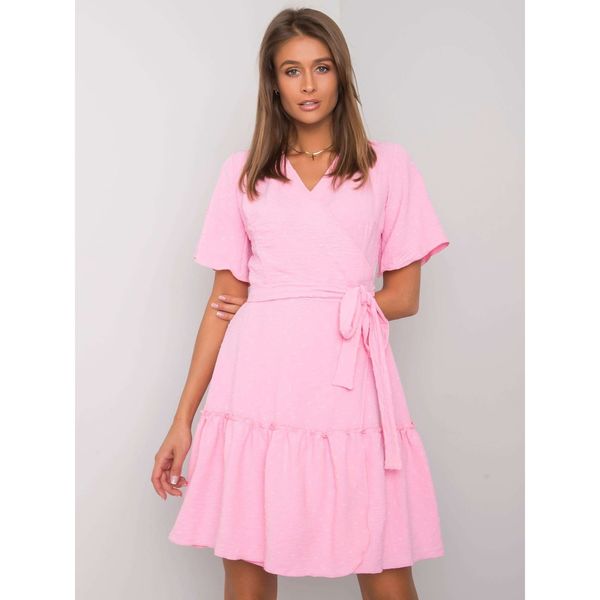 Fashionhunters Pink dress with a tie