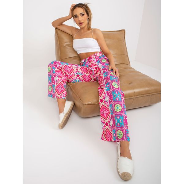 Fashionhunters Pink wide trousers in patterned fabric