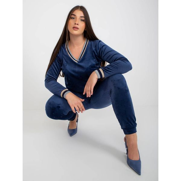 Fashionhunters Plus size dark blue velor set with Esti RUE PARIS neckline