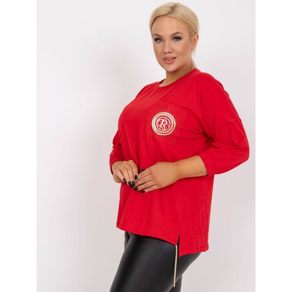 Fashionhunters Plus size red blouse with a small Clementina print