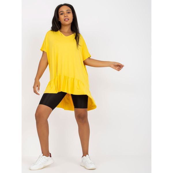 Fashionhunters Plus size yellow asymmetrical tunic with a flounce