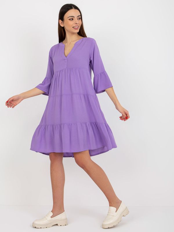 Fashionhunters Purple loose dress with ruffle with V-neck SUBLEVEL