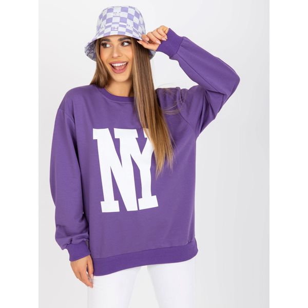 Fashionhunters Purple sweatshirt with a printed design without a hood