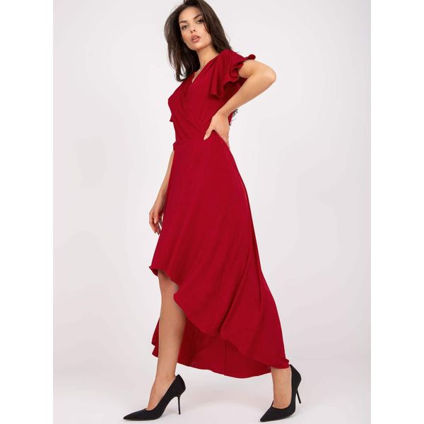 Fashionhunters Red evening dress with a longer back