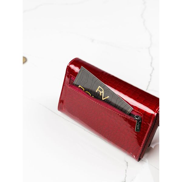 Fashionhunters Red lacquered leather wallet