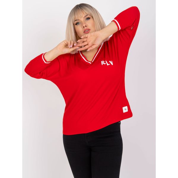 Fashionhunters Red plus size blouse with V-neck Marianna