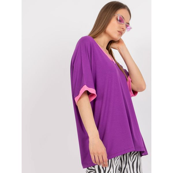 Fashionhunters Violet and pink viscose casual blouse