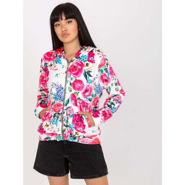 Fashionhunters White and pink velor sweatshirt with flowers RUE PARIS