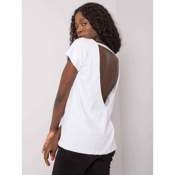 Fashionhunters White blouse with a neckline at the back