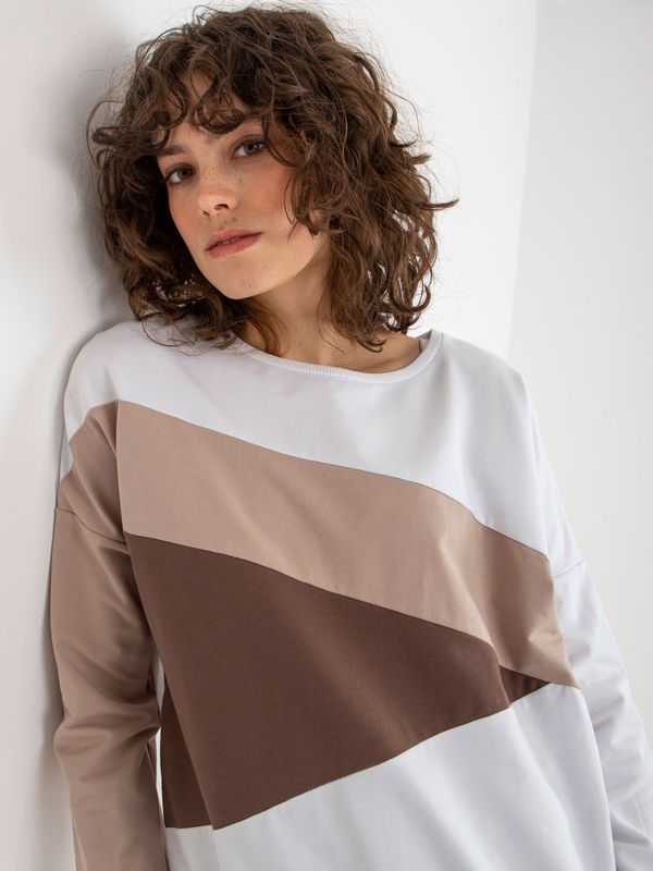 Fashionhunters Women's basic sweatshirt with crewneck in white and beige