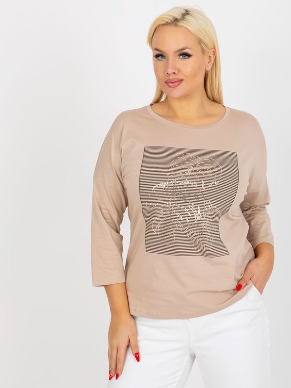 Fashionhunters Women's blouse plus size with print - beige