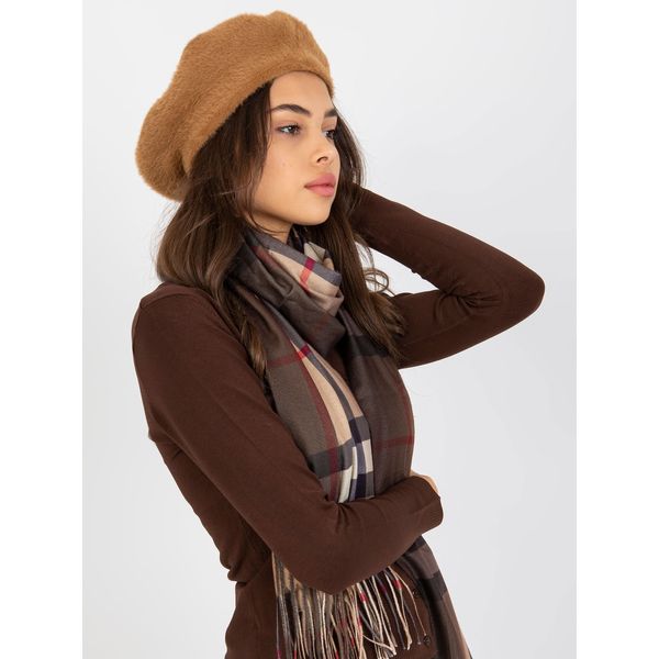 Fashionhunters Women's camel beret winter hat