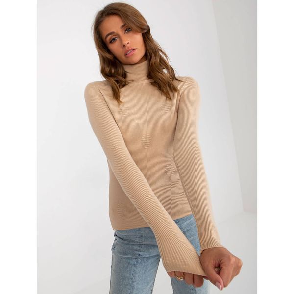Fashionhunters Women's camel turtleneck sweater