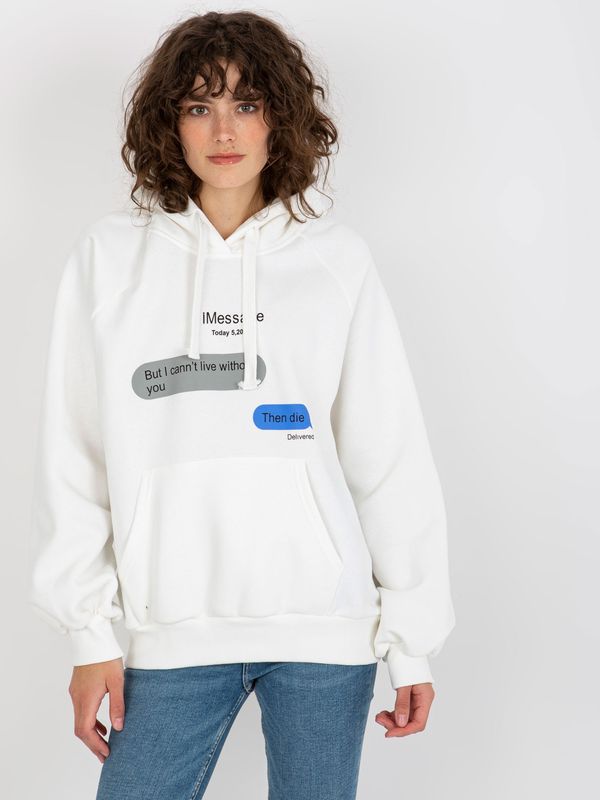 Fashionhunters Women's hoodie with kangaroo pocket - ecru