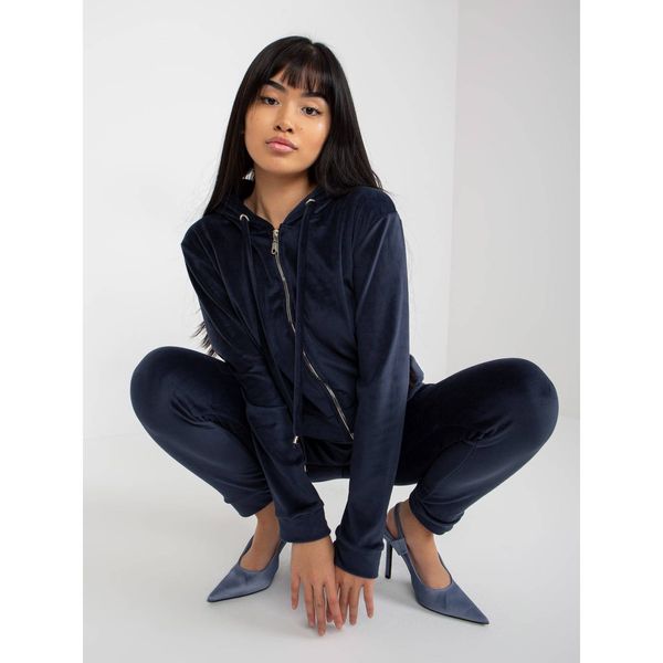 Fashionhunters Women's navy blue velor set with a hoodie