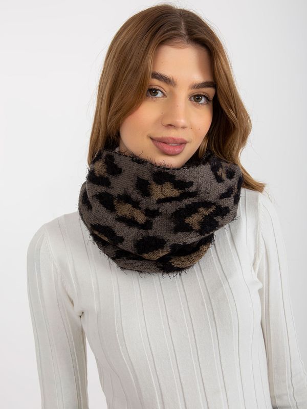 Fashionhunters Women's winter scarf with pattern - gray