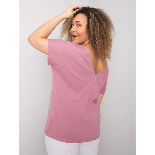Fashionhunters Zgaszony różowy bawełniany t-shirt plus size