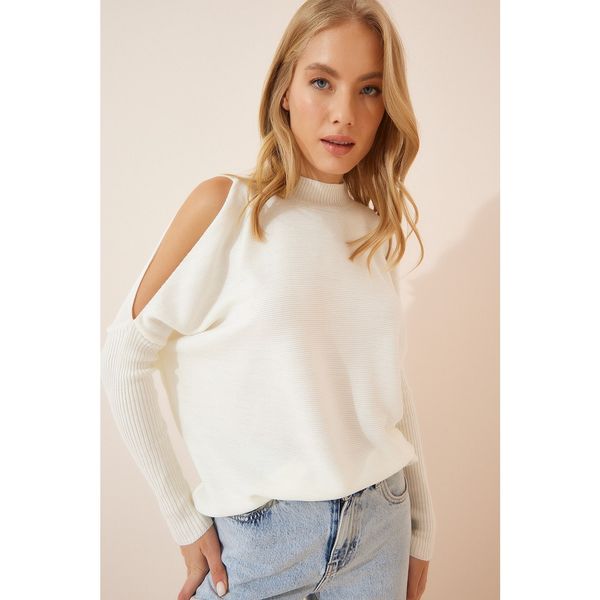 Happiness İstanbul Happiness İstanbul Women's Ecru Cut Out Detailed Oversize Knitwear Sweater