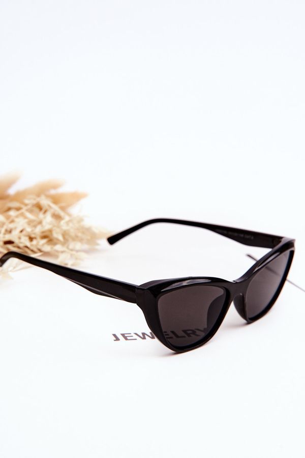 Kesi Fashion Sunglasses Cat Eye V090169 Black