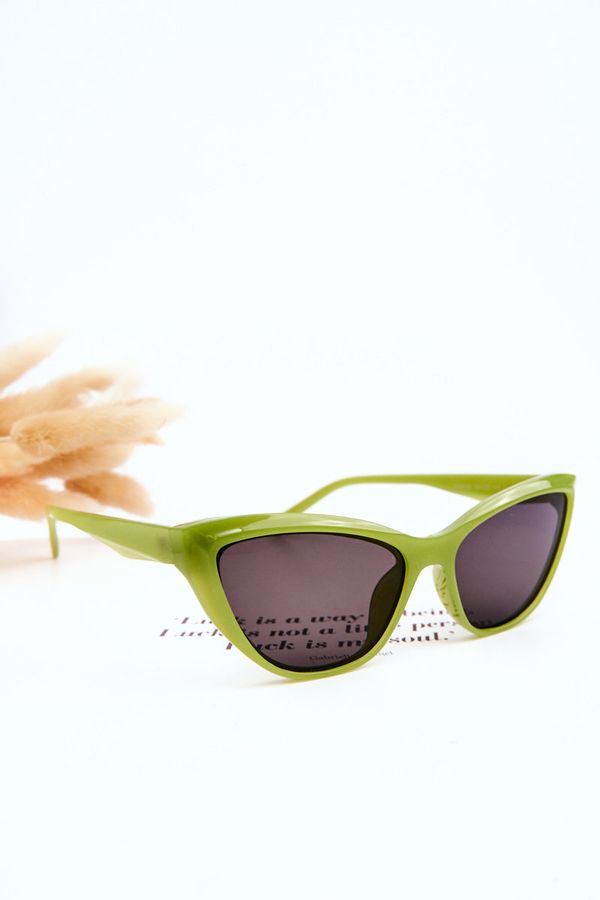 Kesi Fashion Sunglasses Cat Eye V090169 Green