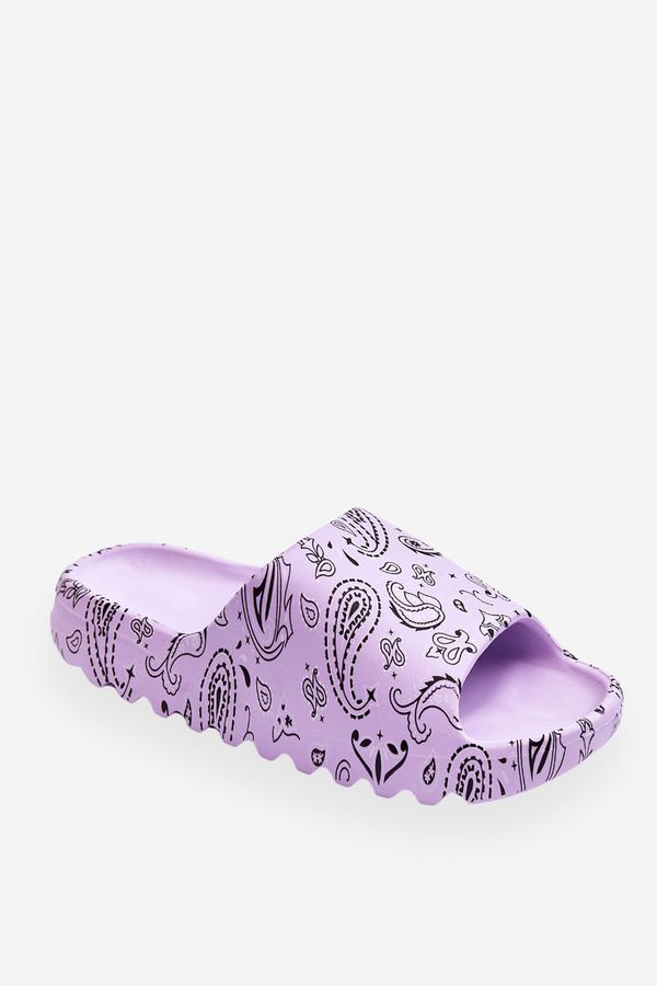 Kesi Fashionable women's slippers on a massive platform purple Lorette