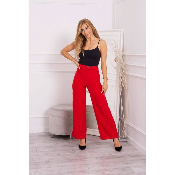 Kesi Pants with a wide leg red