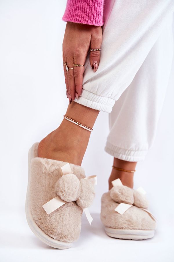 Kesi Women's fur slippers with pompom Castello Beige