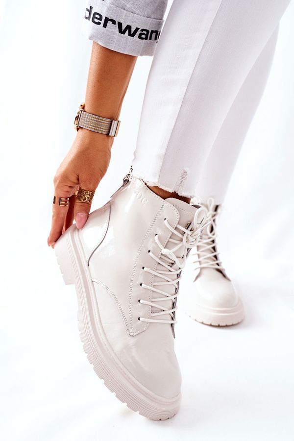 Kesi Women's Leather Shoes Trappery GOE II2N4013 white