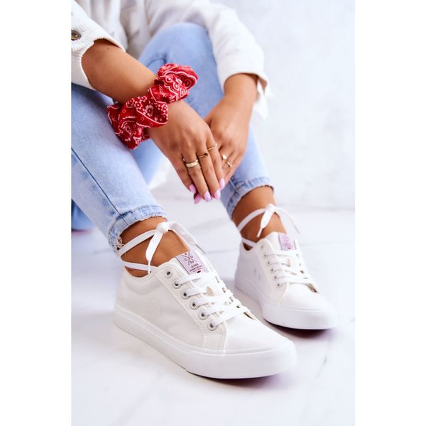 Kesi Women's Sneakers Cross Jeans JJ2R4050C White