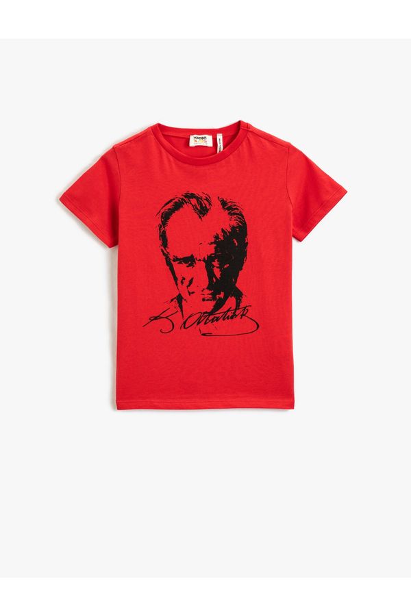 Koton Koton Atatürk Printed Short Sleeve T-Shirt Crew Neck Cotton