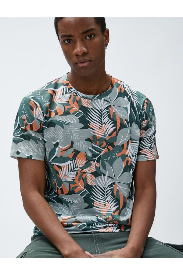 Koton Koton Leaf Printed T-Shirt Crew Neck Slim Fit Short Sleeve