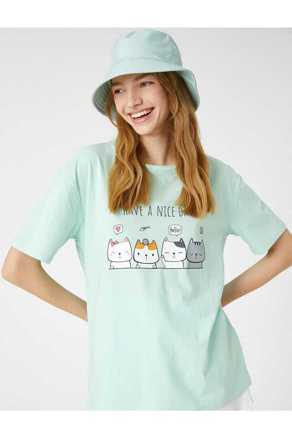 Koton Koton Short Sleeve T-Shirt Cat Printed Regular Cut Crew Neck