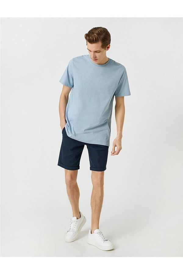 Koton Koton Shorts - Navy blue - Slim