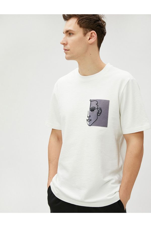 Koton Koton Silhouette Embroidered T-Shirt Crew Neck Short Sleeve Cotton
