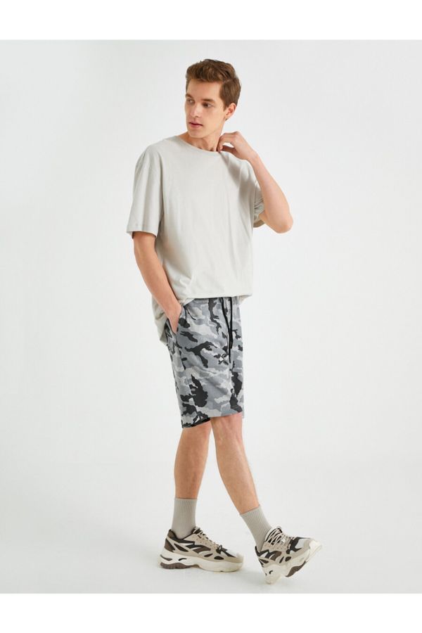 Koton Koton Slim Fit Camouflage Patterned Shorts