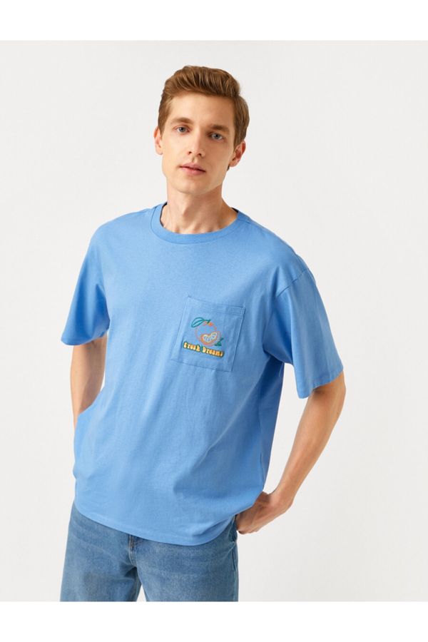 Koton Koton Standard Fit Pocket Embroidered T-Shirt