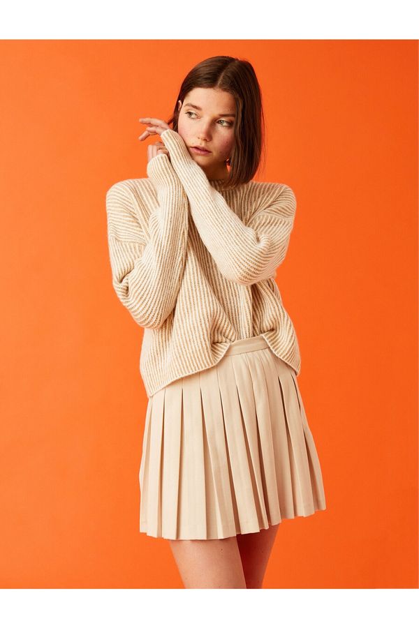 Koton Koton Sweater - Beige - Relaxed fit