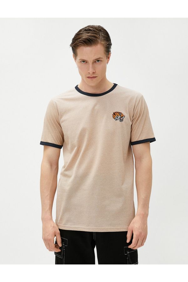 Koton Koton T-Shirt - Ecru - Regular fit