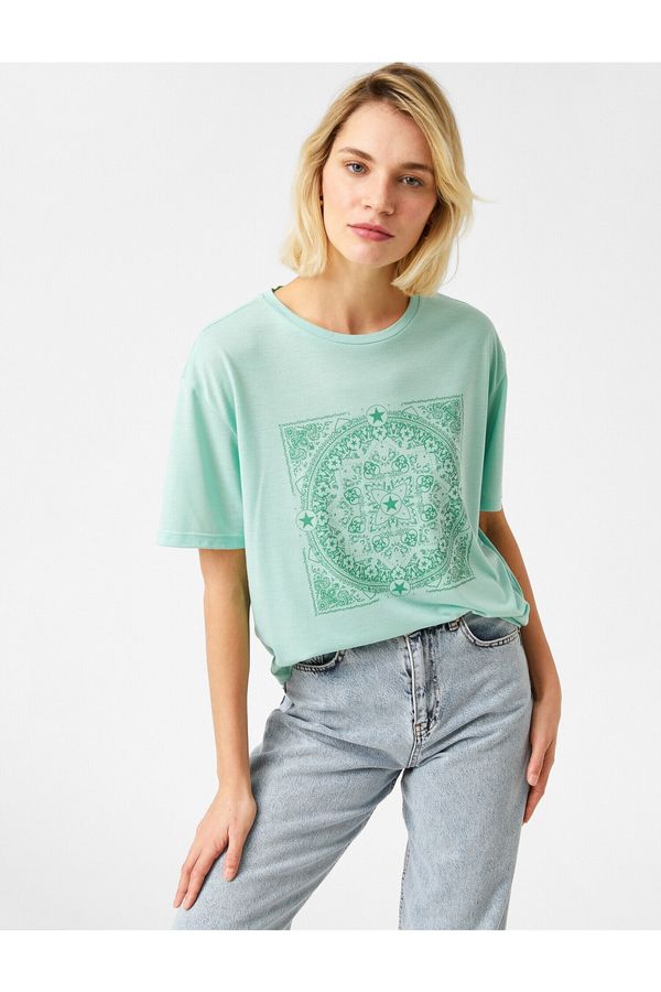 Koton Koton T-Shirt - Green - Regular