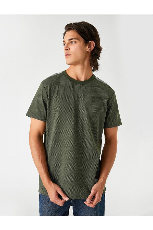 Koton Koton T-Shirt - Green - Regular fit