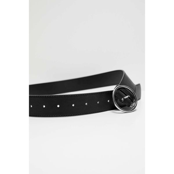 Moodo Belt with a round buckle