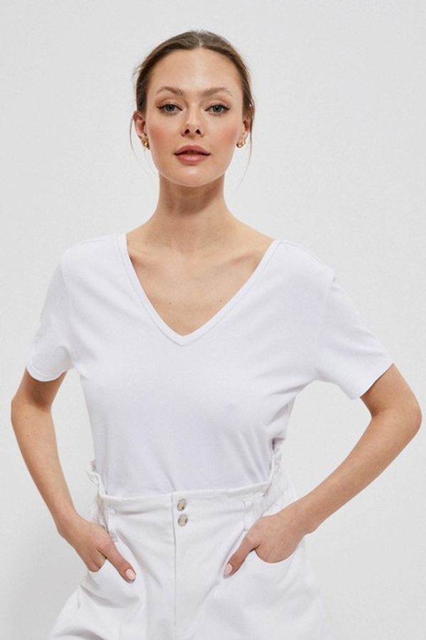 Moodo Cotton blouse with deep neckline