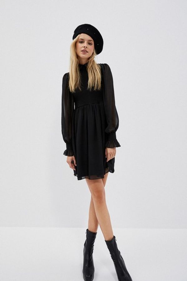 Moodo dress with fluffy sleeves