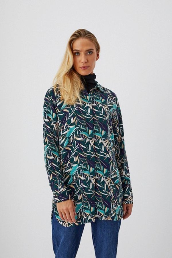Moodo Patterned shirt with an elongated fit