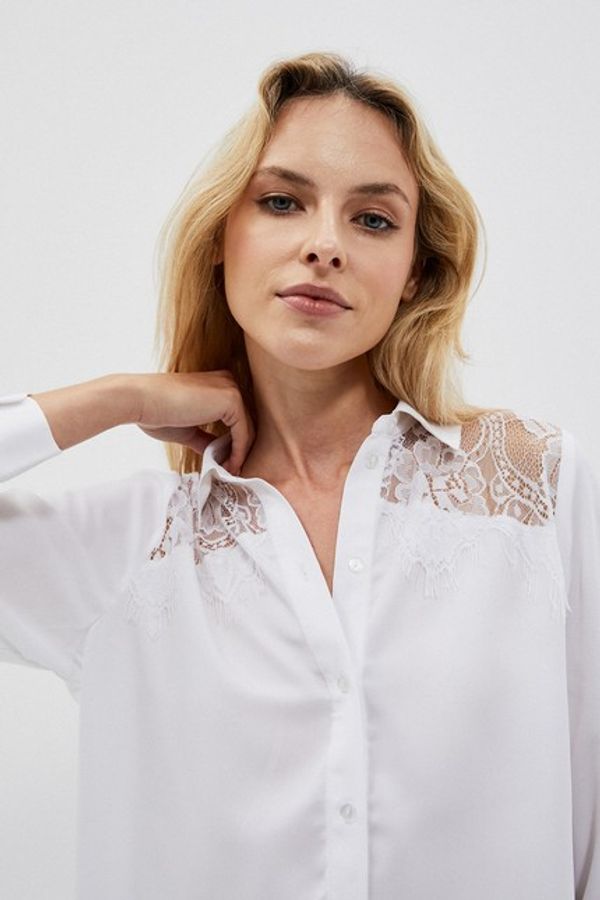 Moodo Shirt with lace on the shoulders
