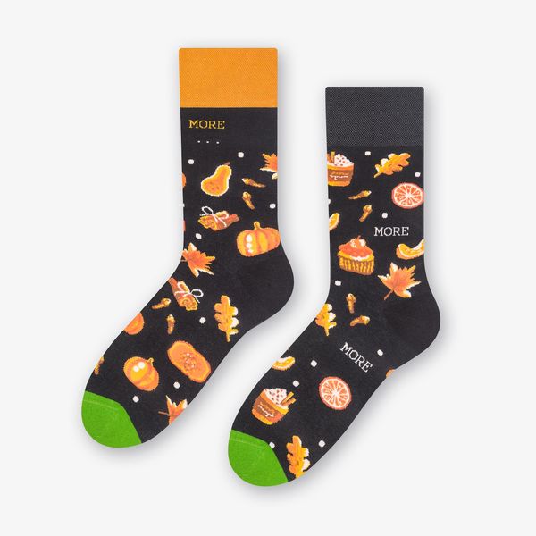 More Autumn 078-029 Graphite socks